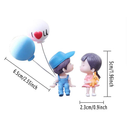 Mini couple car figurines with heart balloons: blue-hat figure and orange pet accessory